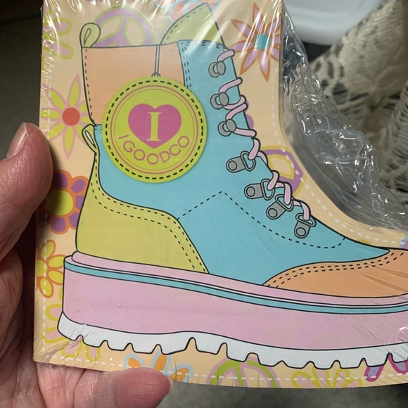 Eyeshadow Dow and face Powder Pallet - Picture 1 of 2